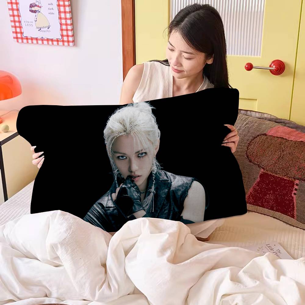 F-FelixS singer.png 新しいスタイル 大人 - Home Textiles Premium のレビューと価格